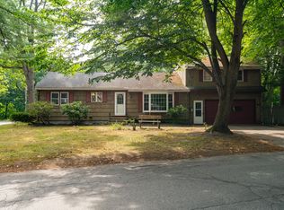 95 Pinecrest Rd, Portland, ME 04102