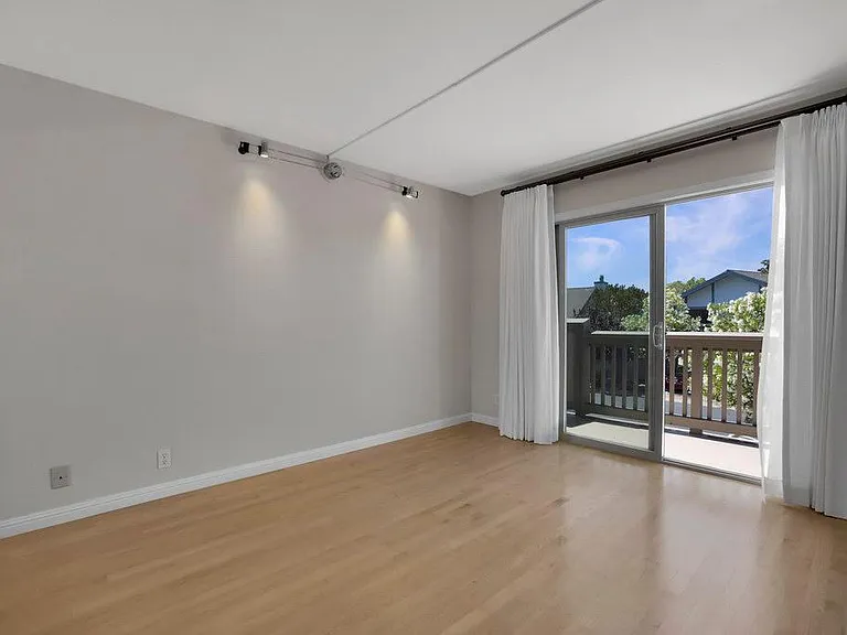 976 Pizarro Ln — Photo 44