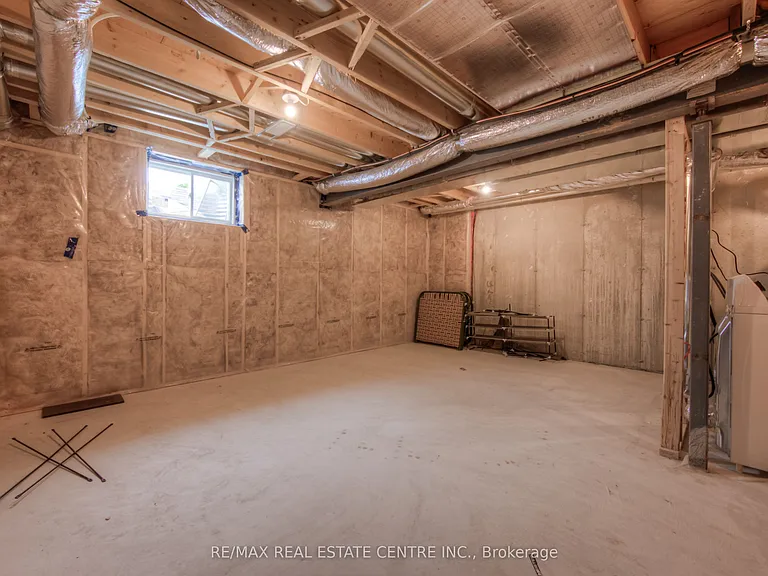 322 Bradshaw Dr — Photo 19