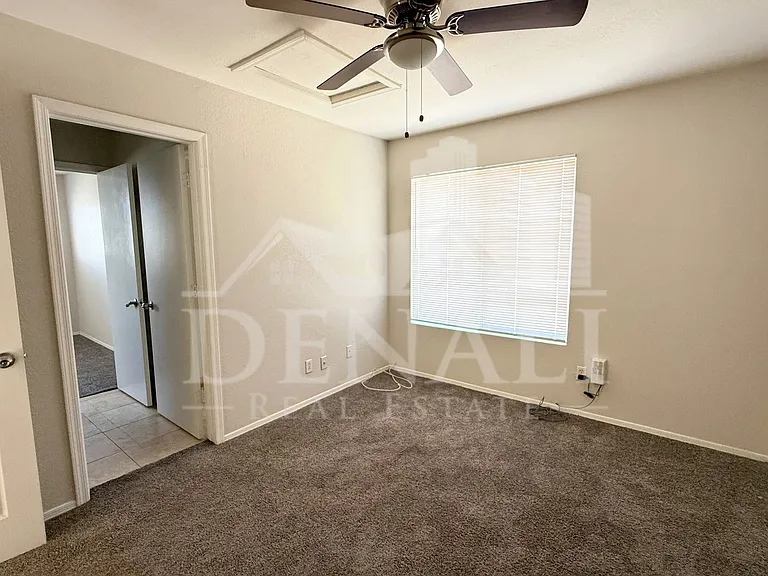 1274 W Sparrow Ct — Photo 21
