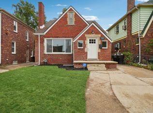18438 Prairie St, Detroit, MI 48221