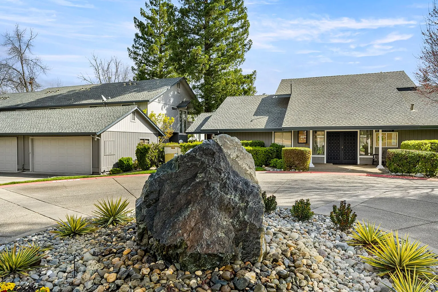 8036 Briar Ridge Ln photo 1