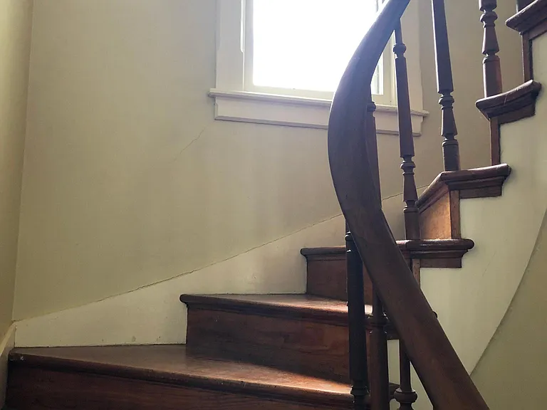 946 Connecticut St — Photo 11