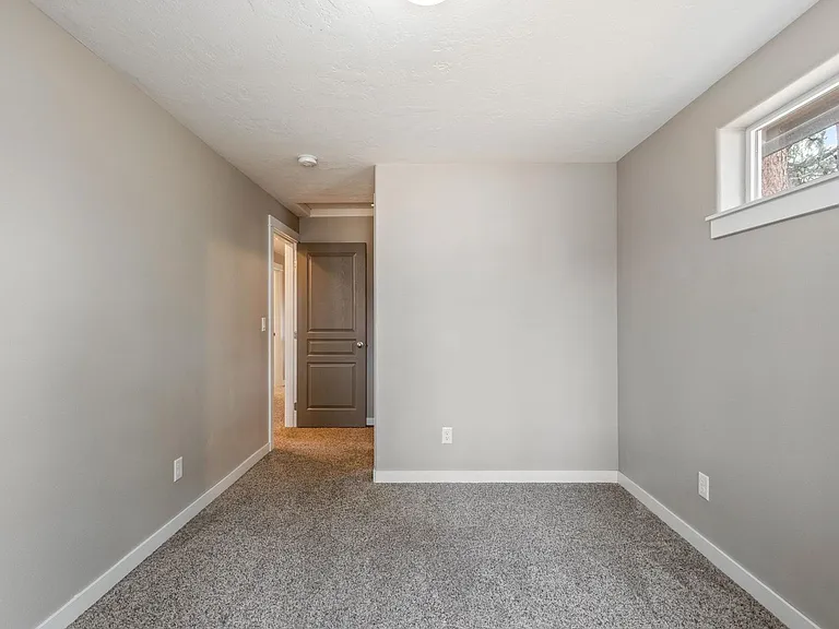 952 Timber Pine Dr — Photo 22