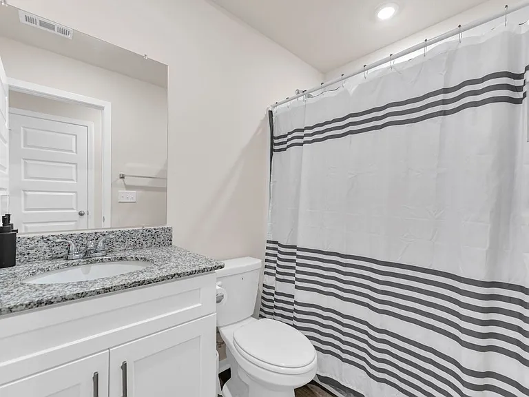 5528 Steamboat Ave — Photo 12