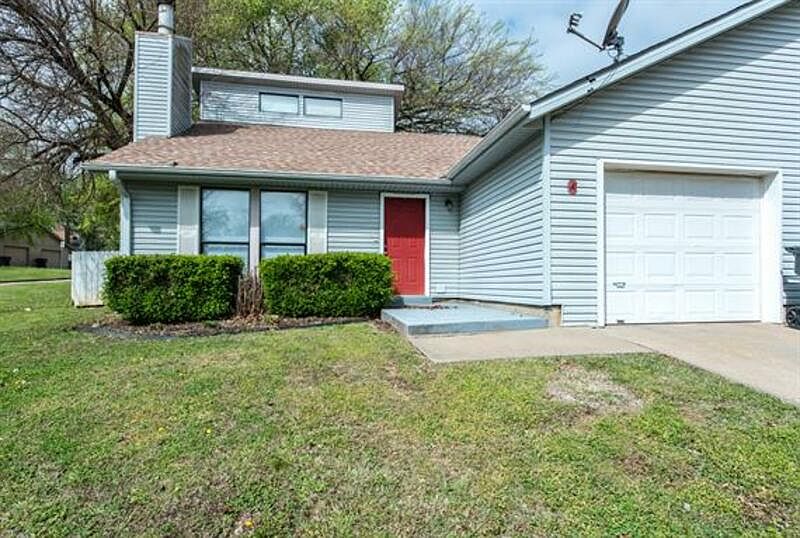 1st image of 641 Earthside Dr #A