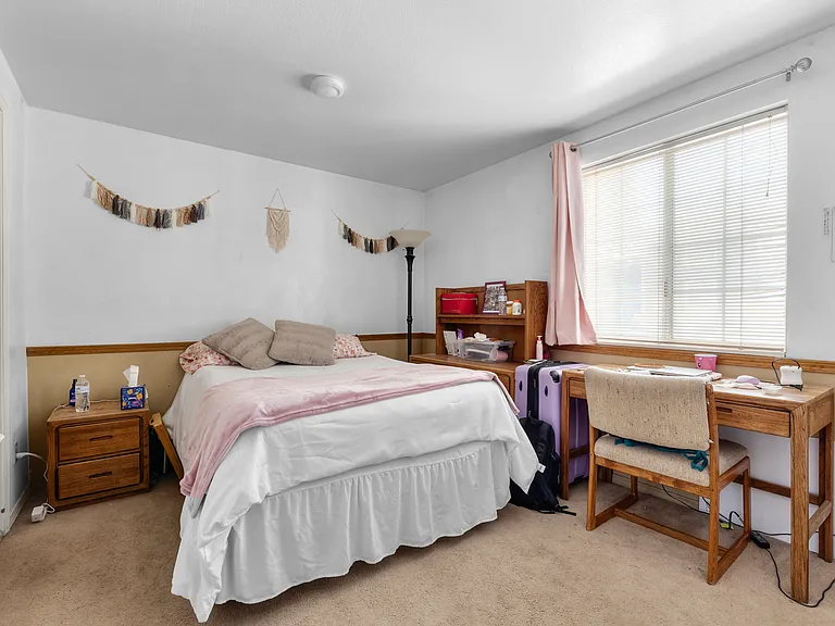 718 W 1720 N #225 — Photo 12