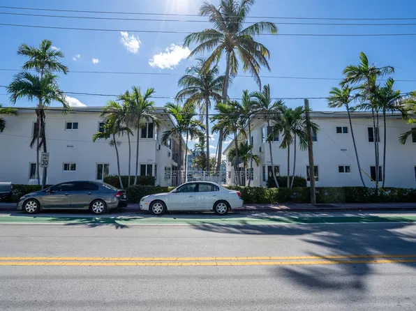 8340 Byron Ave APT 12, Miami Beach, FL 33141