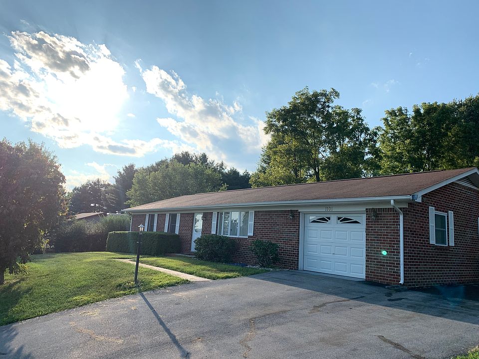 1st image of 1101 Hillview Dr