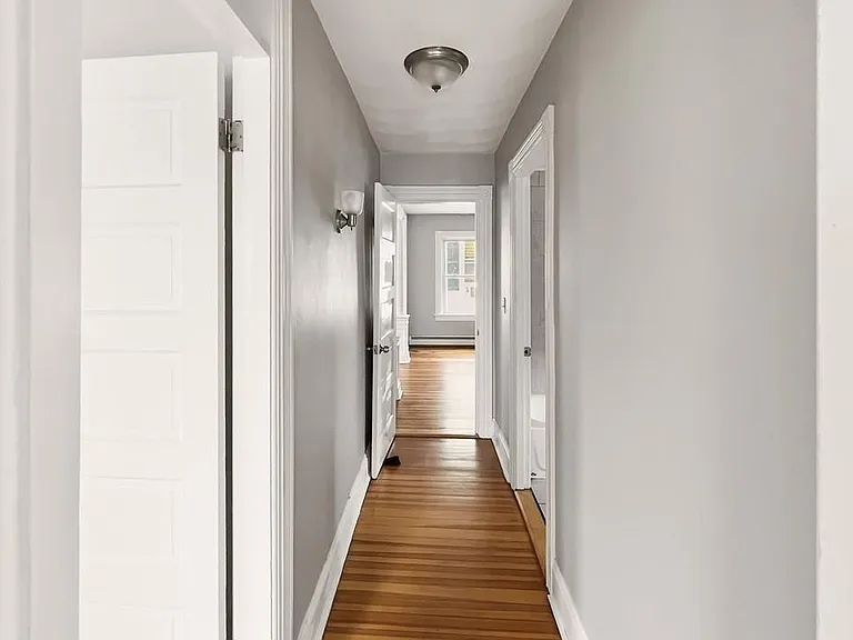 362 Weeden St — Photo 23