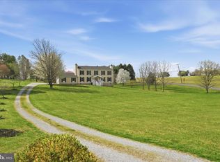 30 Green Valley Dr, Charles Town, WV 25414