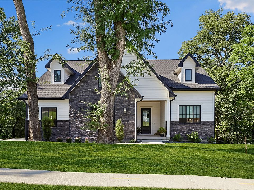 1st image of 10415 Thorne Dr