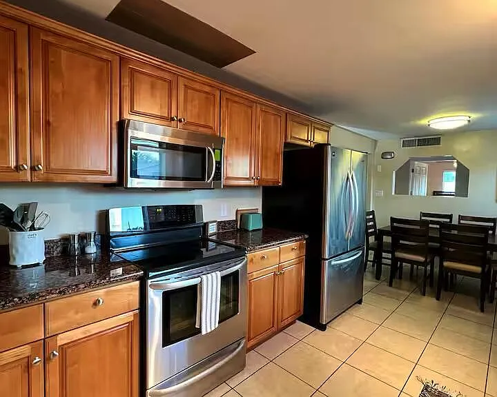 7501 E Minnezona Ave — Photo 9