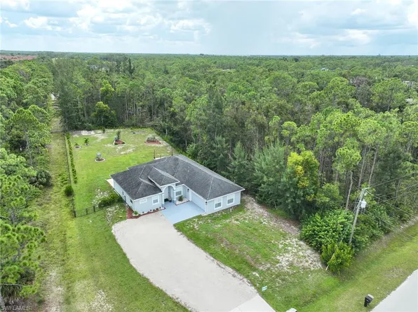 24001 Stillwell PKY, BONITA SPRINGS, FL 34135