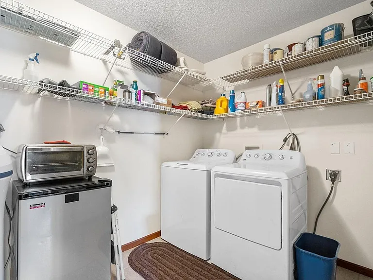 3789 Hazel Trl #A — Photo 20