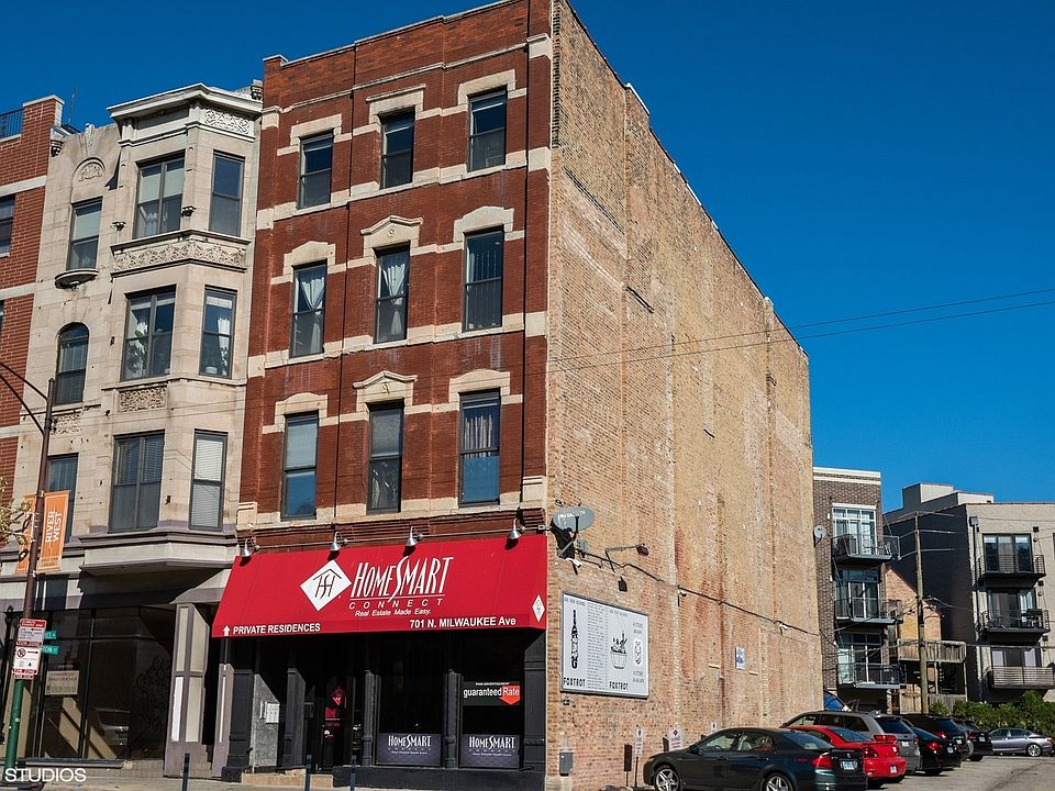 1st image of 701 N Milwaukee Ave Unit 3F