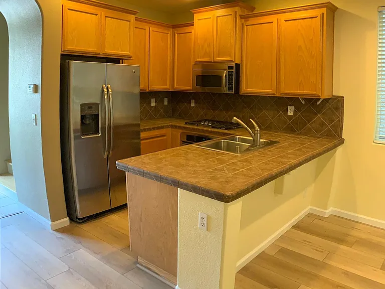 3541 Tice Creek Way — Photo 4