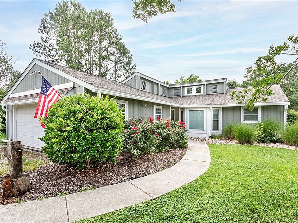 1st image of 112 Smokehouse Ln