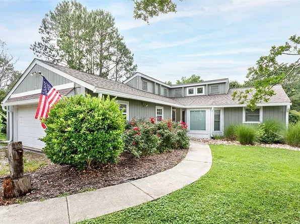 112 Smokehouse Ln, Williamsburg, VA 23185