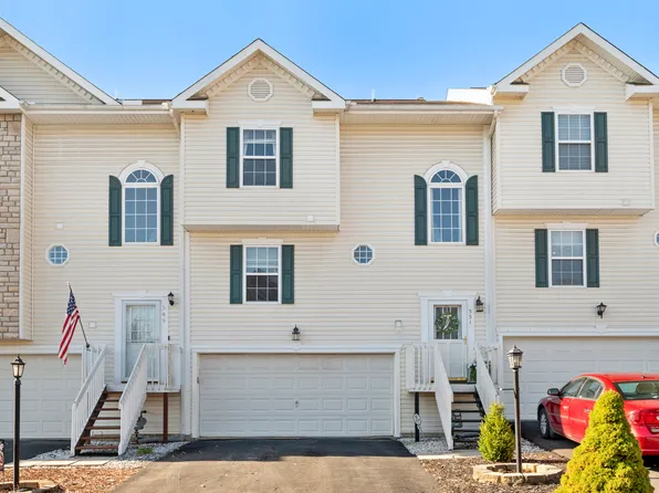 551 Ten Point Ln, Cranberry Township, PA 16066