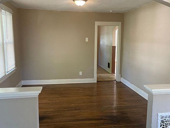 5th image of 8153 Toddy Ave