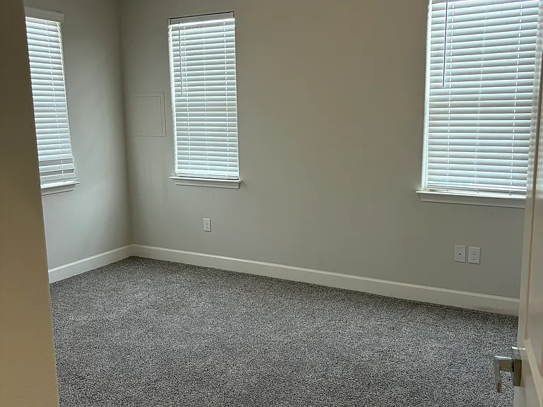1364 Marjorie Ct — Photo 15