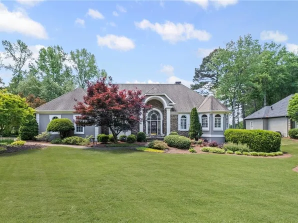 6725 Polo Dr, Cumming, GA 30040