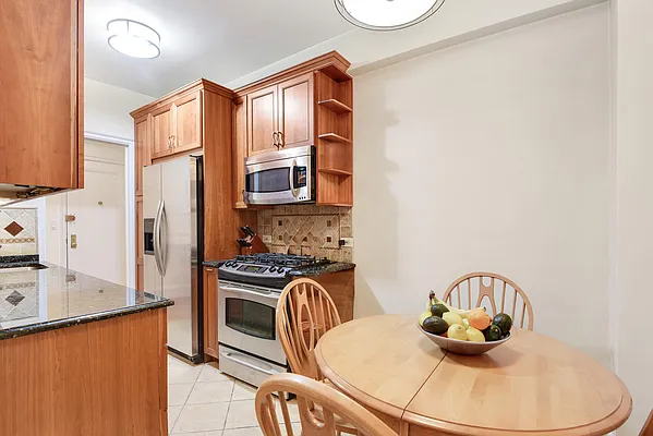 広田屋 321 West 90th Street #2F in Upper West Side, Manhattan