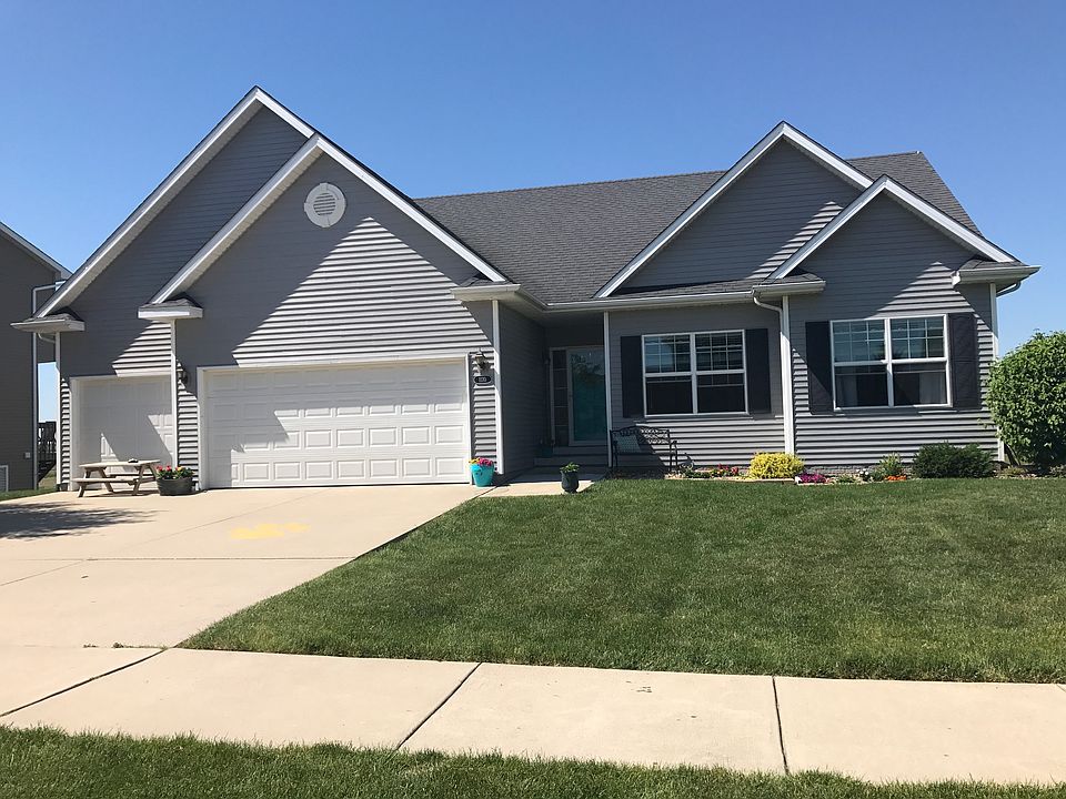 1st image of 1110 Bellflower Dr