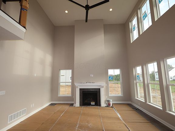 3rd image of 7359 Larkleaf Dr