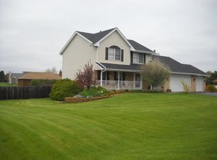 9276 Cheviot Dr, Roscoe, IL 61073