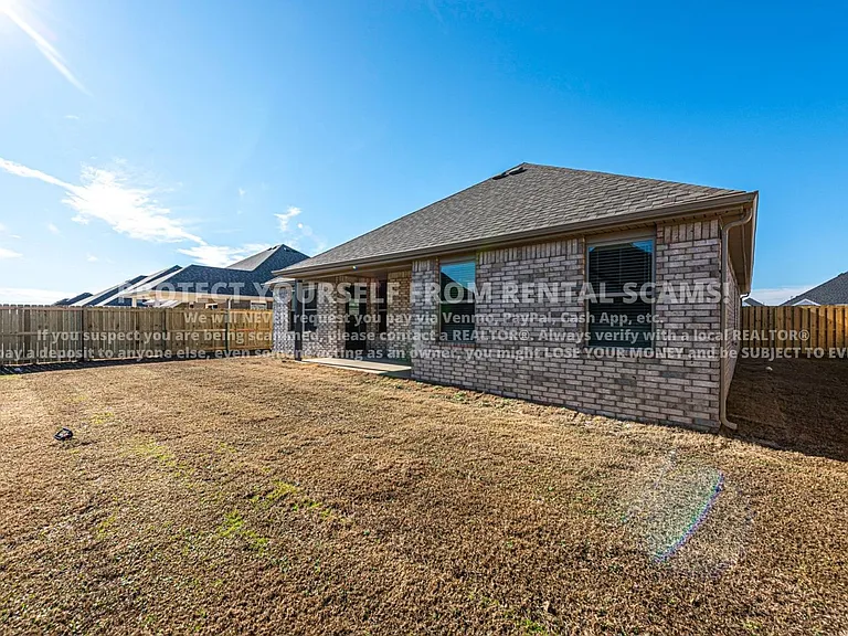 441 Peach Ave — Photo 15