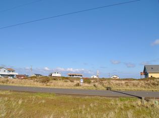 1194 Ocean Shores Blvd, Ocean Shores, WA 98569