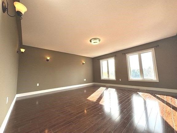 3rd image of 750 Valley Green Trl
