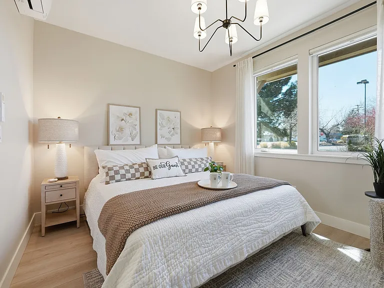 330 NE Quimby Ave #2 — Photo 19