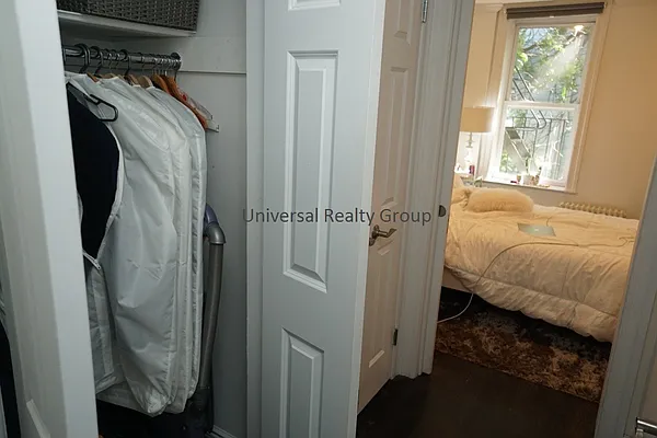 Rented by Universal Realty Group | media 42