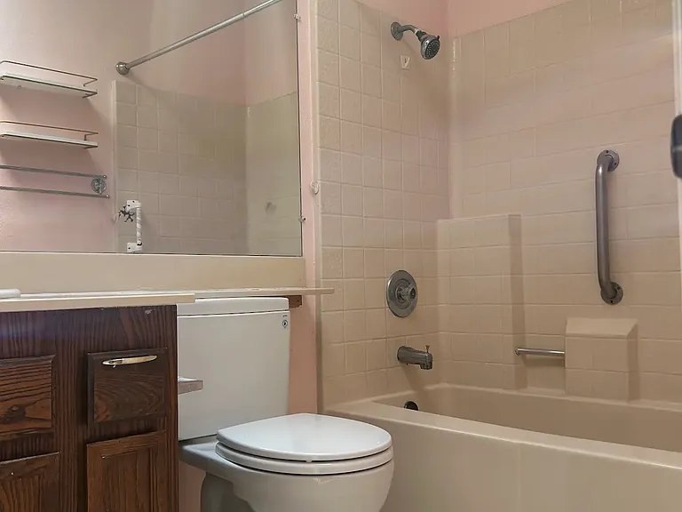 830 Glenwood Way — Photo 10