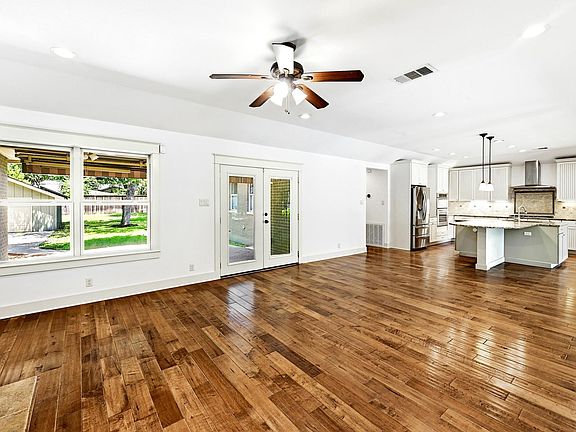 5th image of 3804 Avenue G