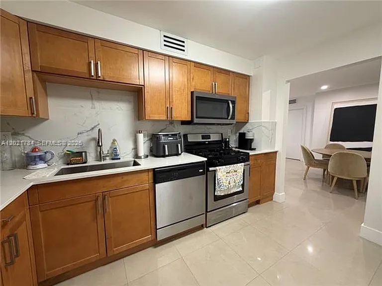 2030 S Ocean Dr #2118 — Photo 3