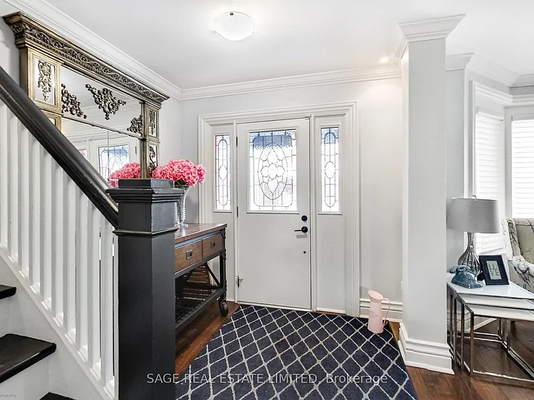108 Beresford Ave — Photo 3