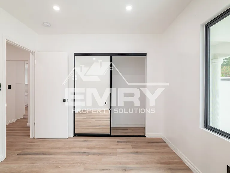 9135 Arrington Ave — Photo 9