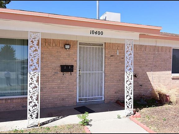 5th image of 10400 Kinross Ave