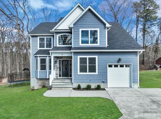 15 Michelle Ave, Old Bridge, NJ 08879