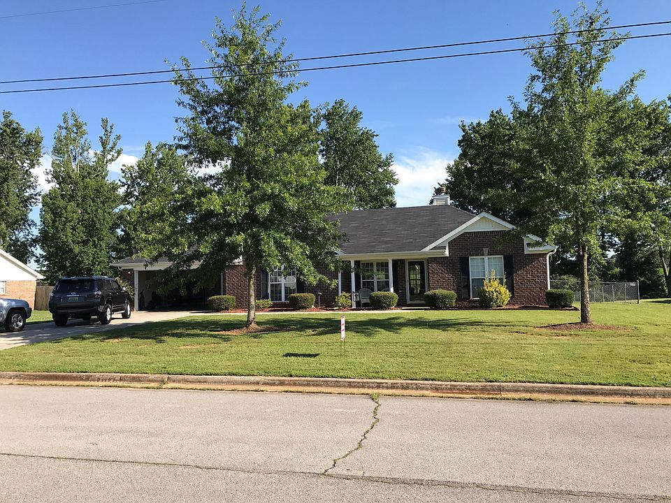 1st image of 300 Earnhardt Dr