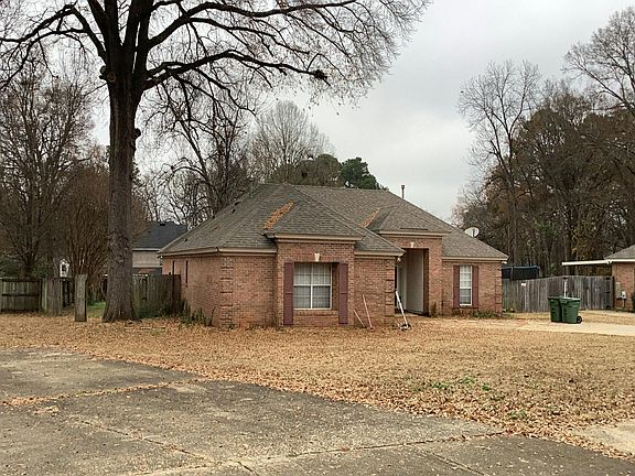 3rd image of 4237 Cleve Dr