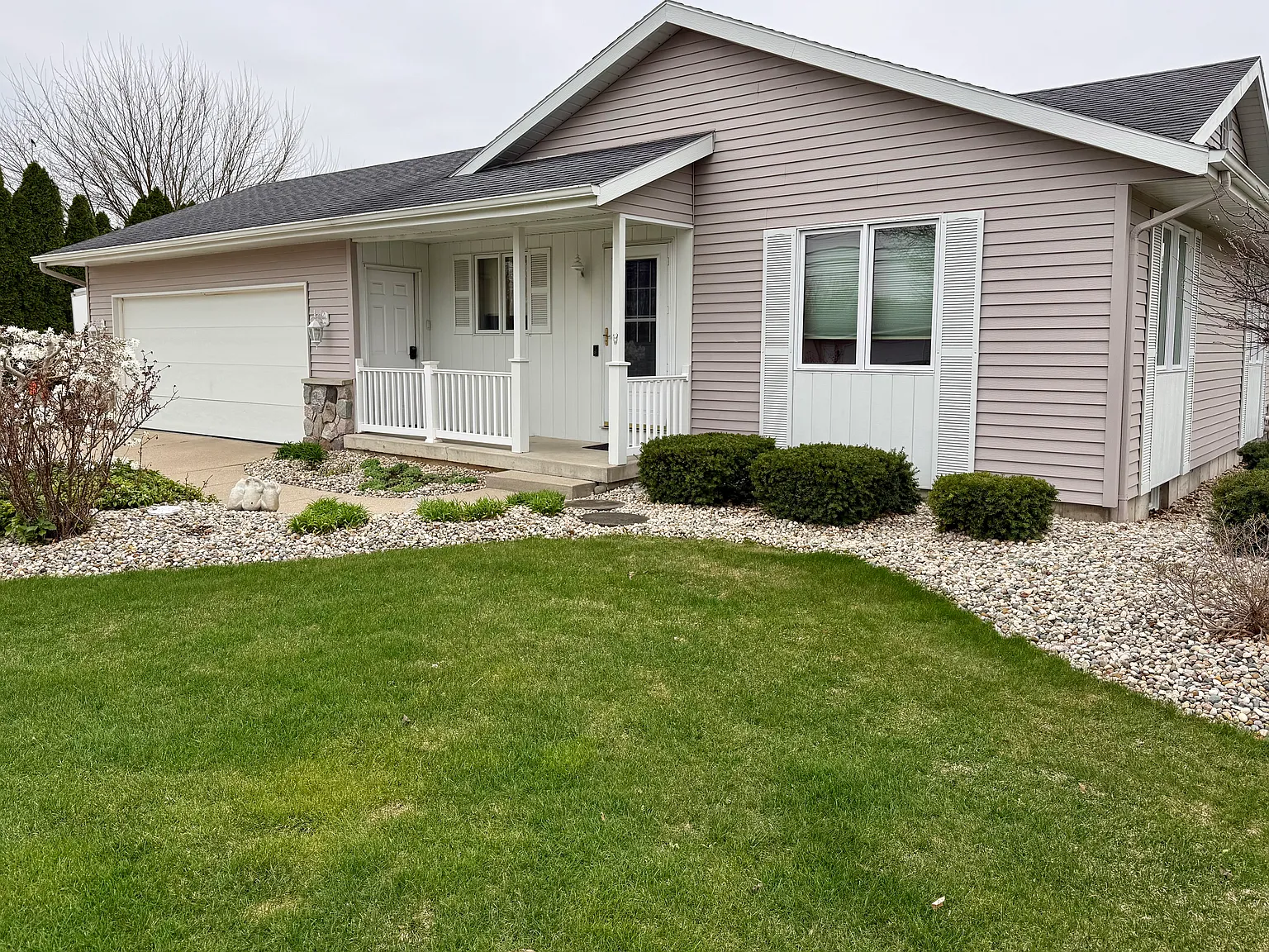 Canal Ave SW, Grandville — Photo 1