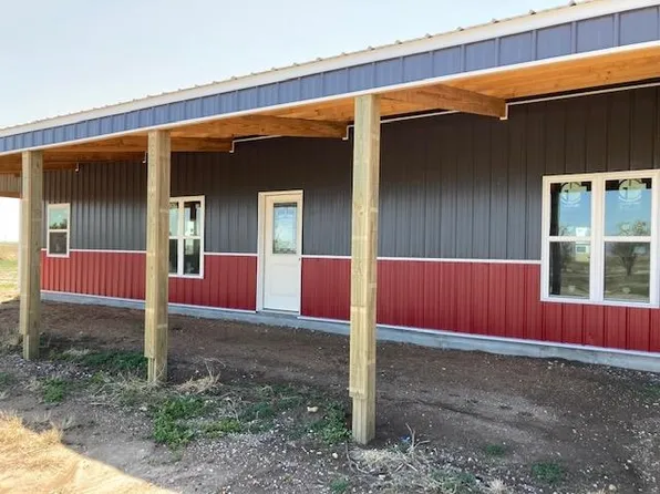 723 230th Ave, Hays, KS 67601