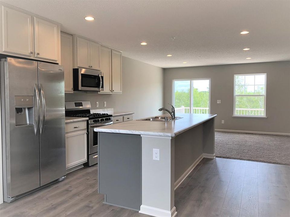 1st image of 7546 Wood Edge Blvd