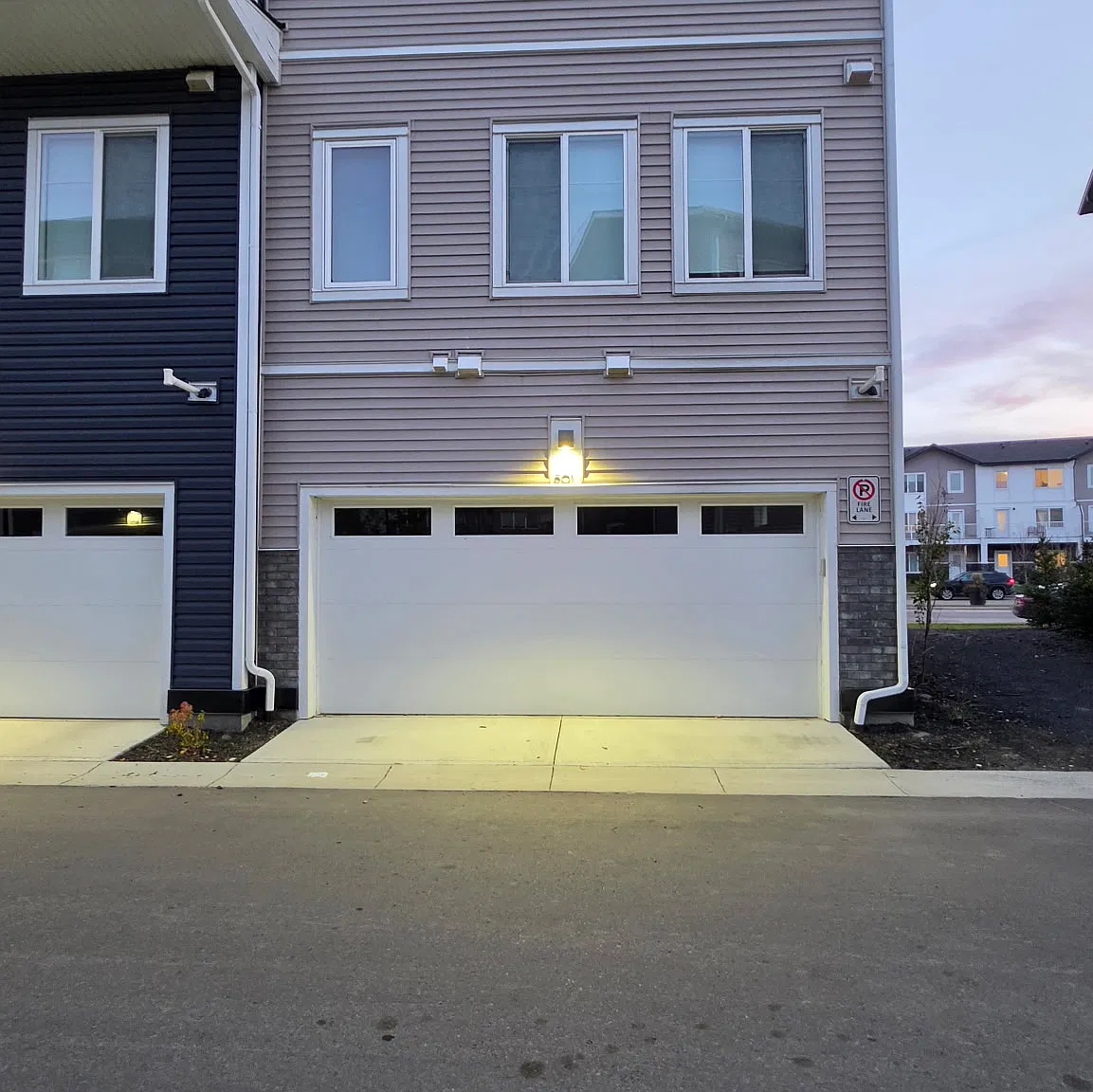 4 bed, 2.5 bath, 1700 sqft, $2,250 — Photo 1