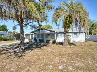 11103 Pine Ridge Rd, Leesburg, FL 34788